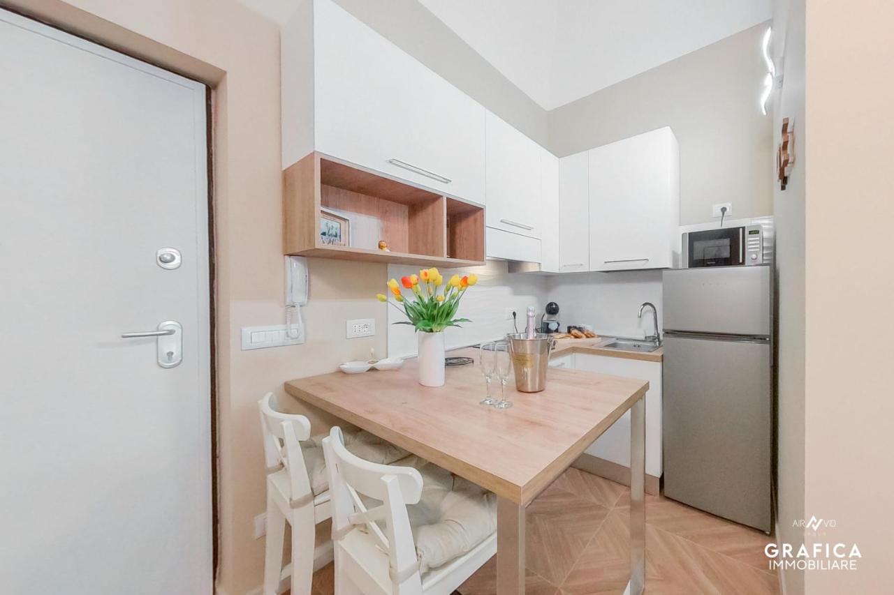 Ameli Home Luxury Apartment تارانتو المظهر الخارجي الصورة